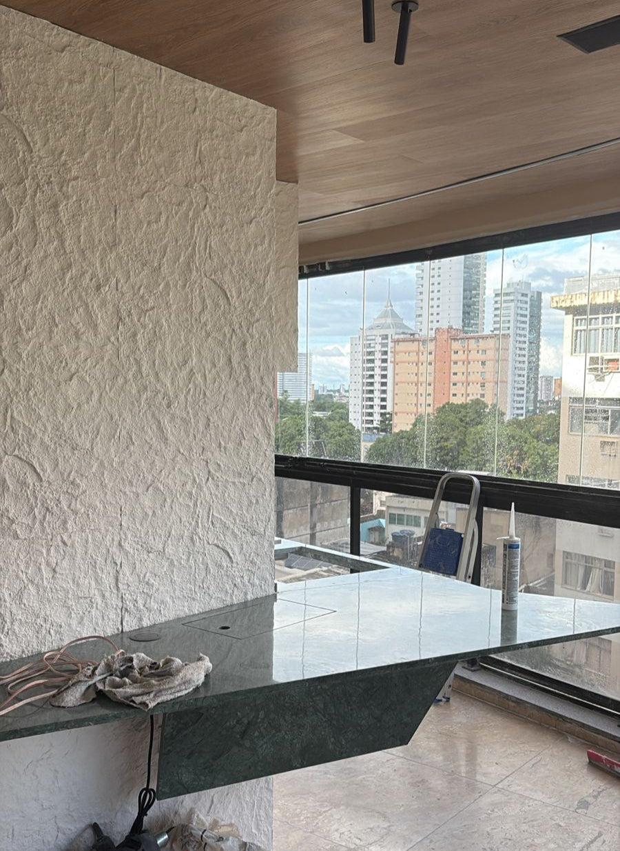 Revestimento Pedra Leve Semi-Flexível Decorativa - Branca | 1,20m x 0,60cm | 3mm de espessura