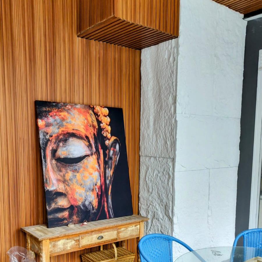 Revestimento de Parede Pedra Leve Decorativa Branca | 1,20m x 0,60cm | 3cm de espessura