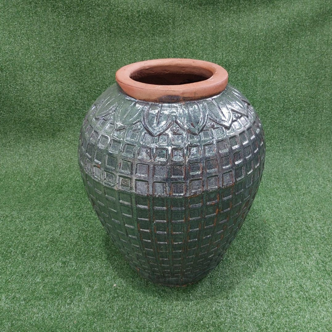 Vaso Vietnamita Médio Quadriculado Esverdeado | 43cm abertura x 65cm largura x 64cm de altura | ref. 3191C