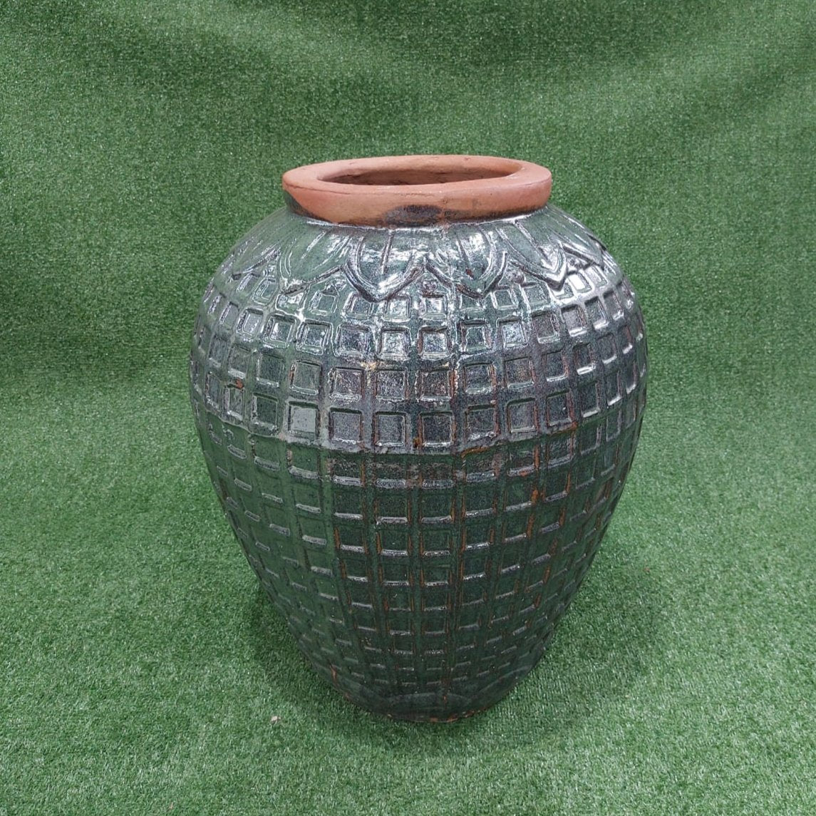 Vaso Vietnamita Médio Quadriculado Esverdeado | 43cm abertura x 65cm largura x 64cm de altura | ref. 3191C