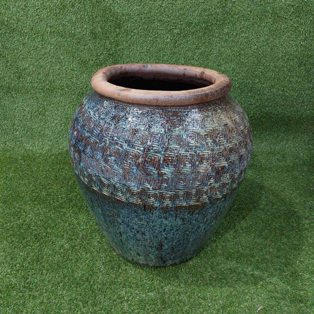 Vaso Vietnamita Médio Geométrico Marrom Areia Azul | 43cm abertura x 65cm largura x 64cm de altura | ref. 3191C